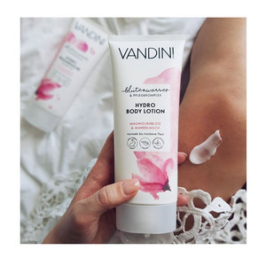 HYDRO Tělový Lotion - Magnolie květ & Mandlové mléko